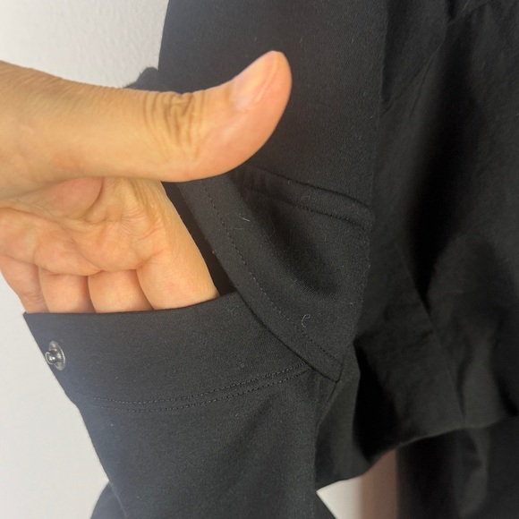 CAbi Black Quantum Hooded Cropped Pullover Sweatshirt Size XL - Picture 9 of 13